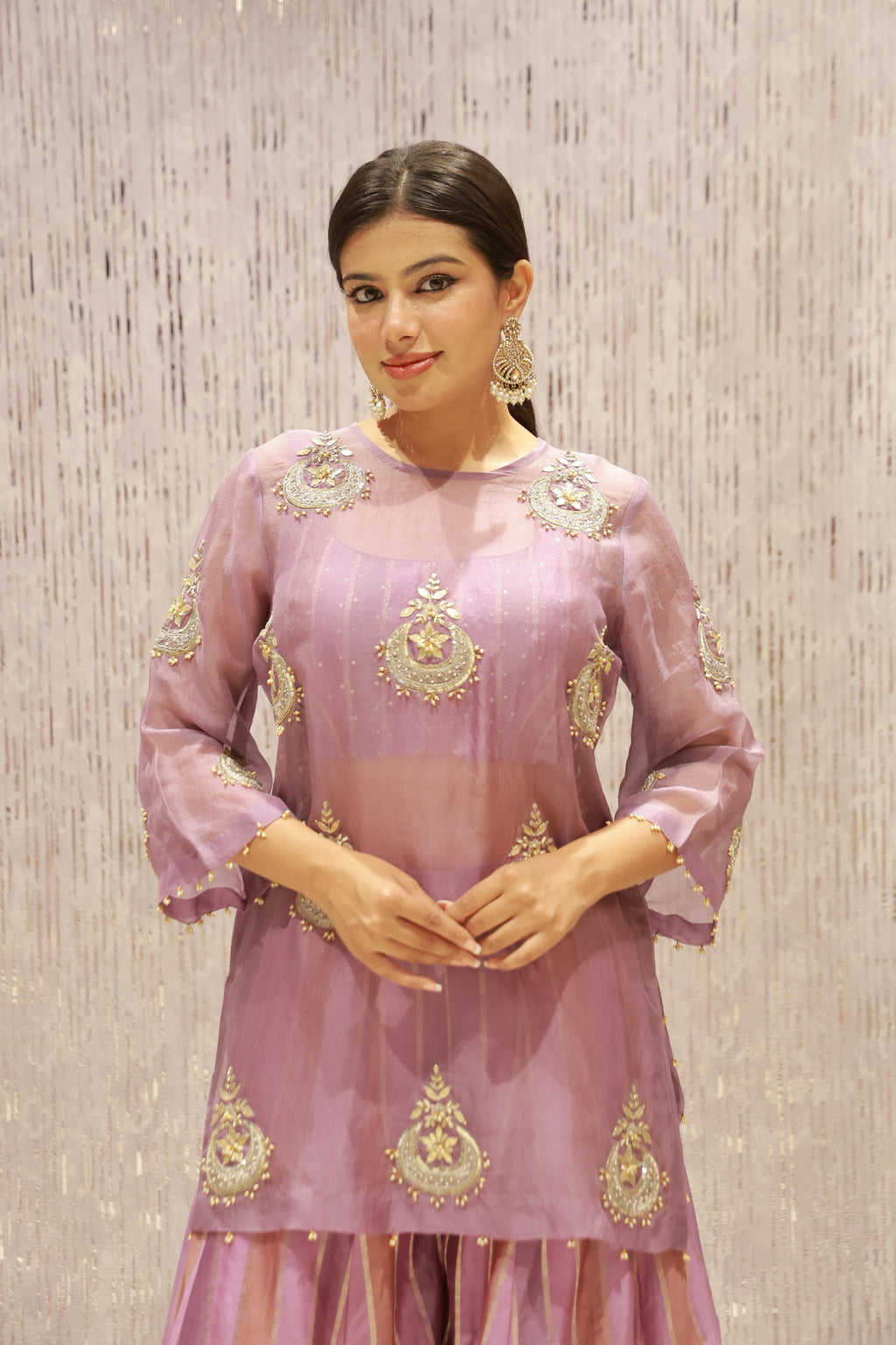 A graceful 3-piece sharara set