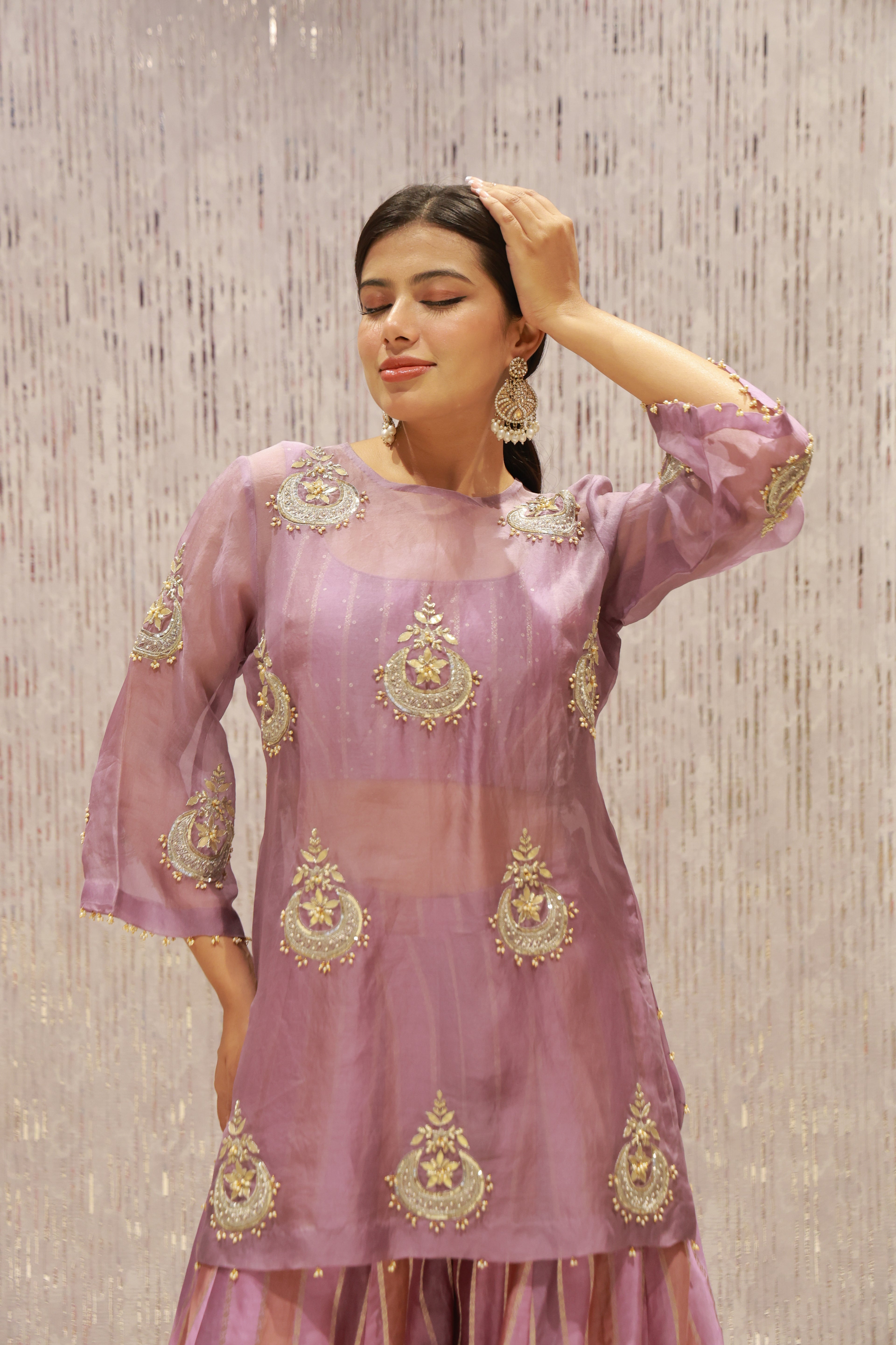 A graceful 3-piece sharara set