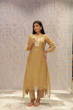 Timeless silhouette crafted