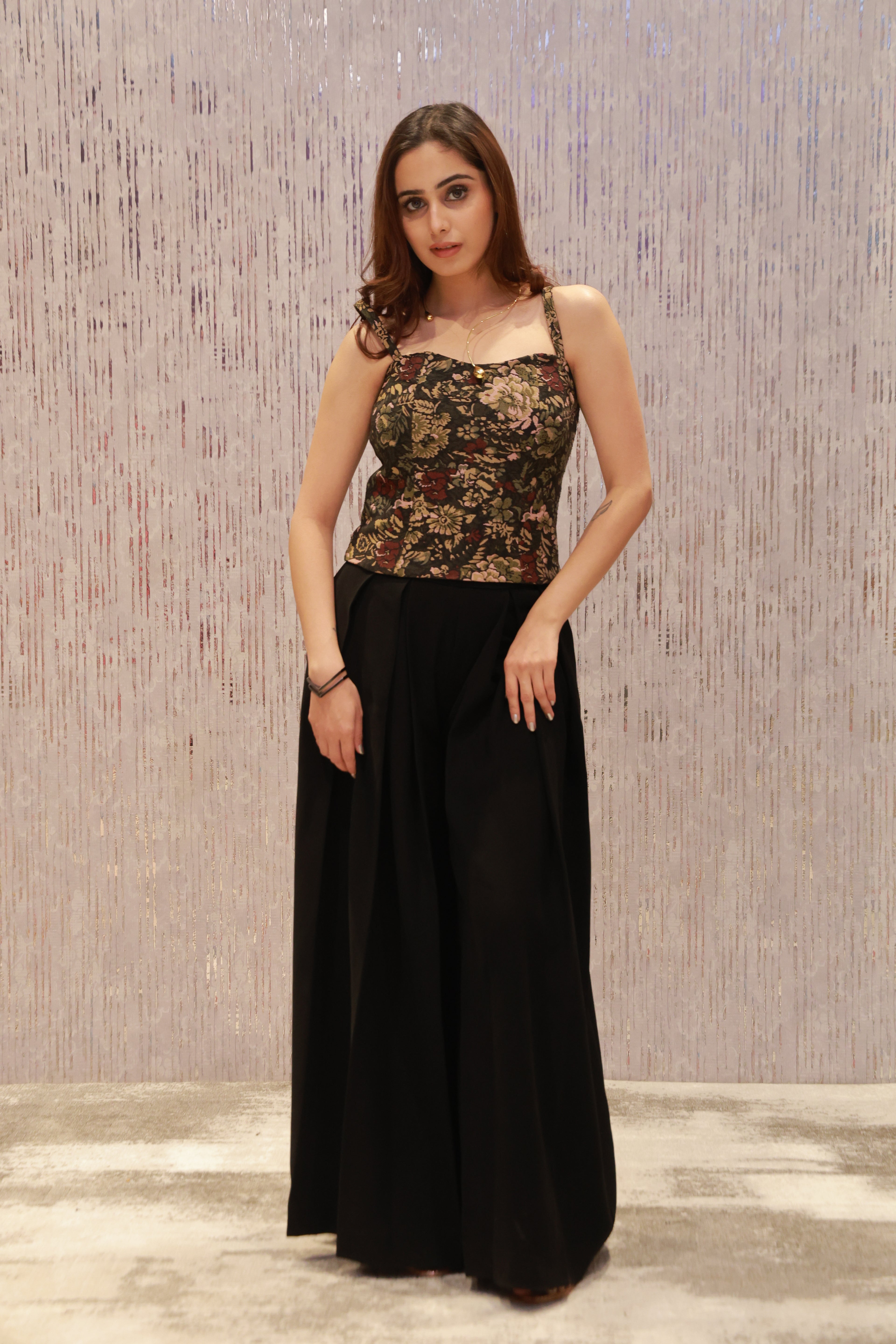 A contemporary jute-linen co-ord set